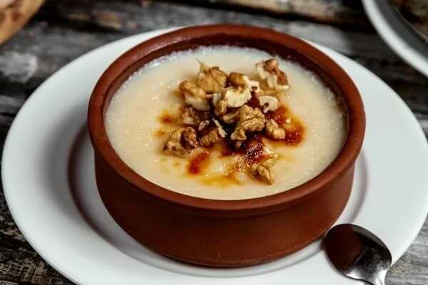 İftarda Sofralarımızı Süsleyen Tatlılar