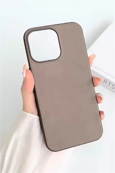 Apple iPhone 15 Pro Kılıf Karen Magsafe Kapak - Kahverengi