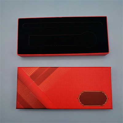Kırmızı Renk Anahtarlık ve Kalem Kutusu