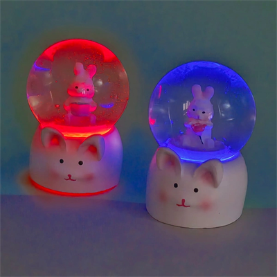 Mini Boy Tavşan Tasarımlı Işıklı Kar Küresi