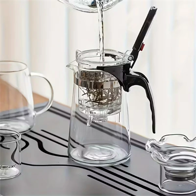 Otomatik Basmalı Demlik 900 ml
