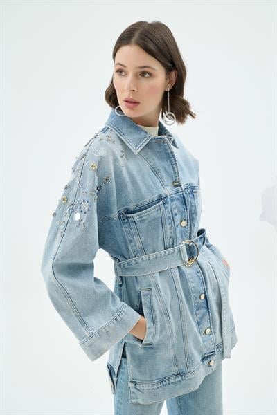 Santa Omuz İşlemeli Denim Ceket Açık Mavi