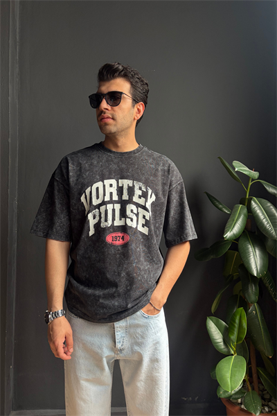 Siyah Vortex Pulse Baskılı Yıkamalı Oversize Tişört