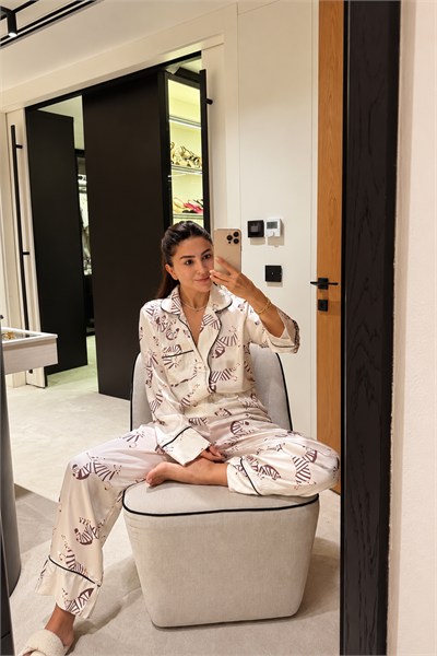 Desenli Uzun Kollu Pijama Takımı