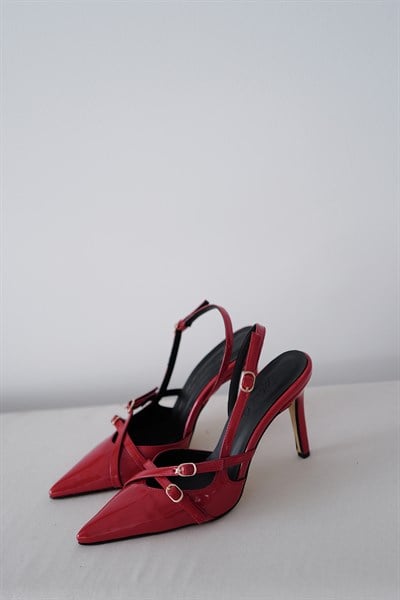 Çapraz Tokalı Stiletto