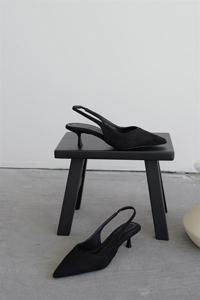 Arkası Açık Topuklu Ayakkabı