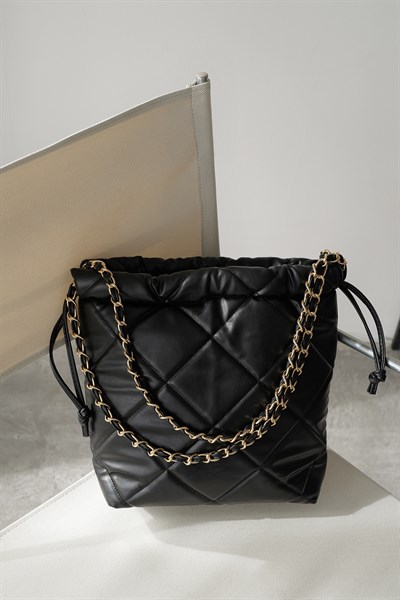 Büzgülü Kapitone Çanta