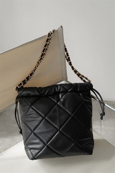 Büzgülü Kapitone Çanta