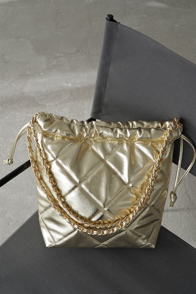 Büzgülü Kapitone Çanta