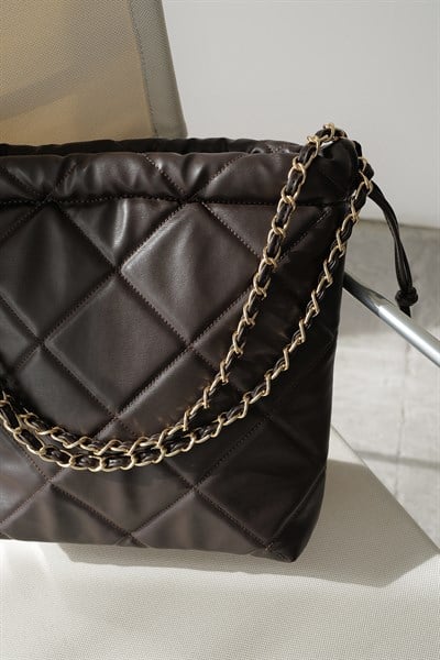 Büzgülü Kapitone Çanta