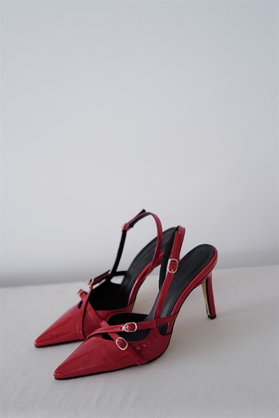 Çapraz Tokalı Stiletto