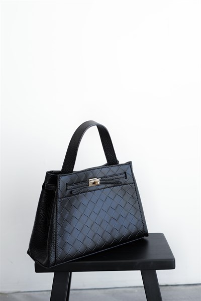 Desenli Omuz ve El Çanta