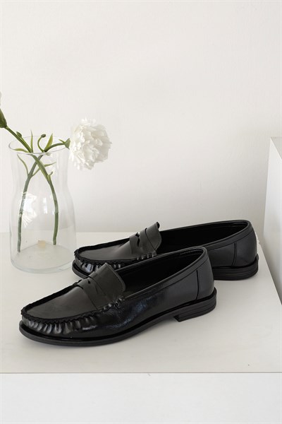 Düz Tabanlı Loafer