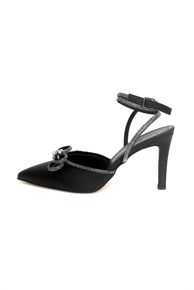 Fiyonk Detaylı Topuklu Ayakkabı