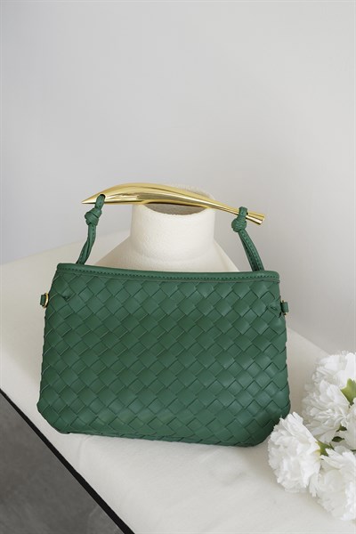 Gold Kulplu Kapitone Çanta