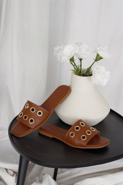 Halka Bantlı Düz Terlik