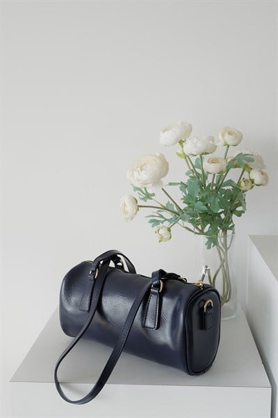 İnce Askılı Silindir Çanta