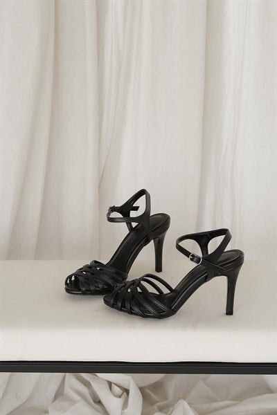 Kafes Model Topuklu Ayakkabı