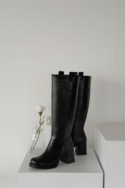 Kalın Topuk Uzun Çizme