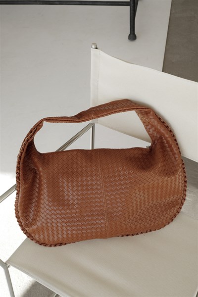 Kapitone Omuz Çanta