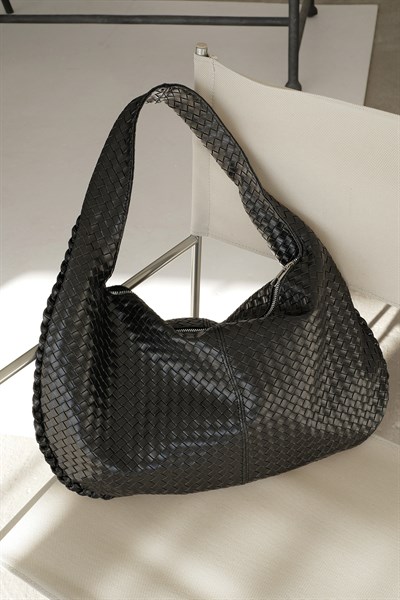 Kapitone Omuz Çanta