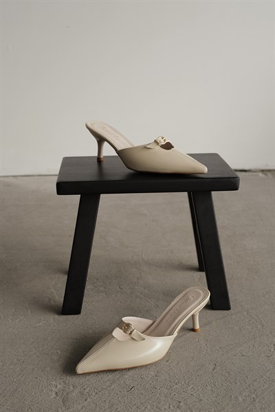 Kemerli Topuklu Terlik