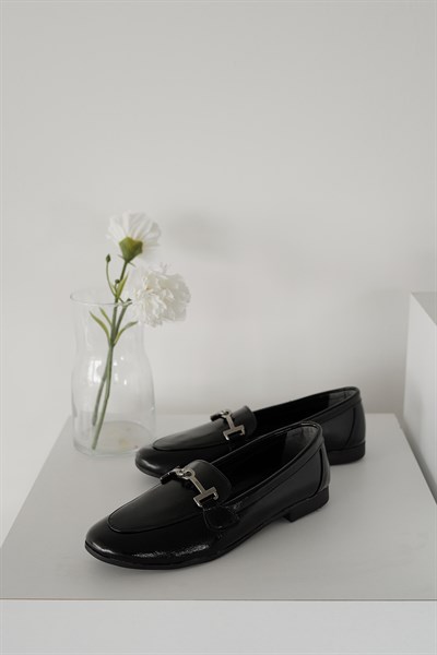 Metal Tokalı Loafer