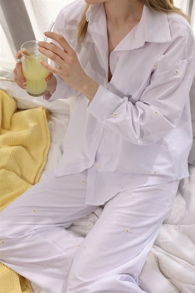 Papatya İşlemeli Pijama Takımı
