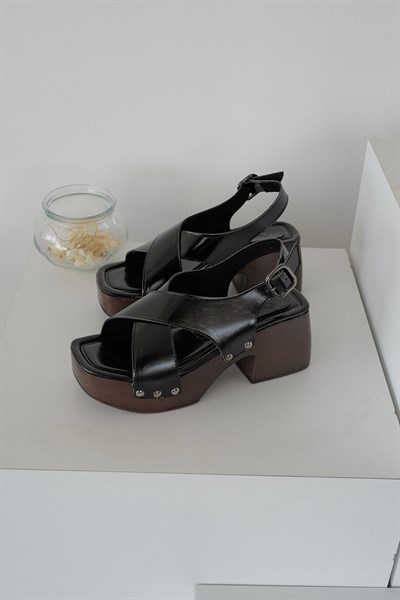 Platform Topuk Ayakkabı