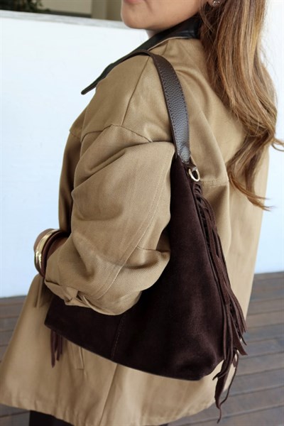 Püskül Detaylı Süet Çanta