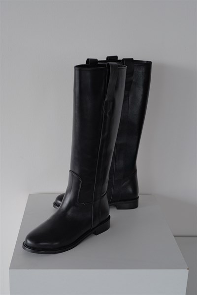 Şerit Detay Hakiki Deri Çizme