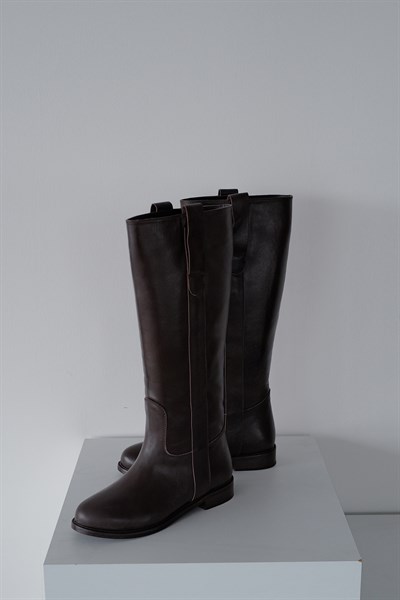 Şerit Detay Hakiki Deri Çizme