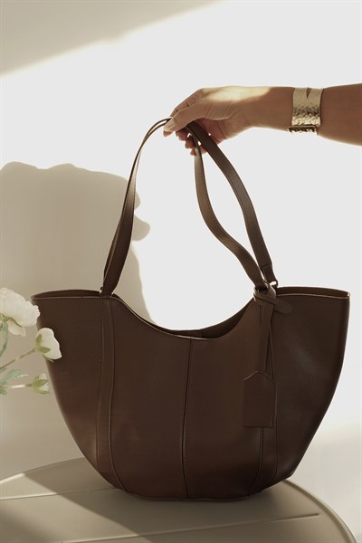 Şerit Detaylı Çanta