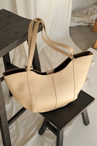 Şerit Detaylı Çanta