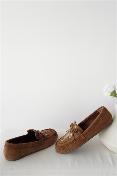Süet Nakışlı Loafer