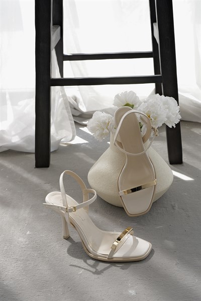 Tek Bant Topuklu Ayakkabı