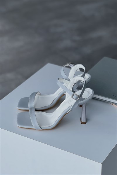 Tek Bant Topuklu Ayakkabı