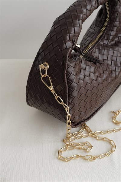 Zincir Askılı Kapitone Çanta