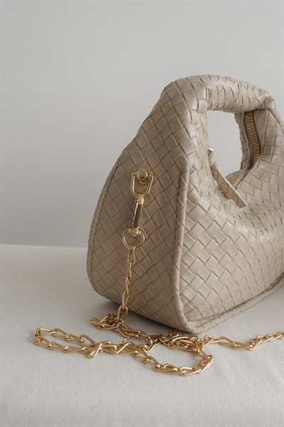 Zincir Askılı Kapitone Çanta