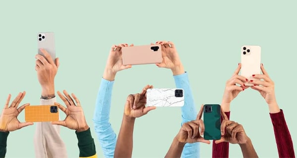 Moda mı, Koruma mı? Cinsiyetlerin Telefon Kılıfı Alışkanlıkları Masaya Yatırılıyor.