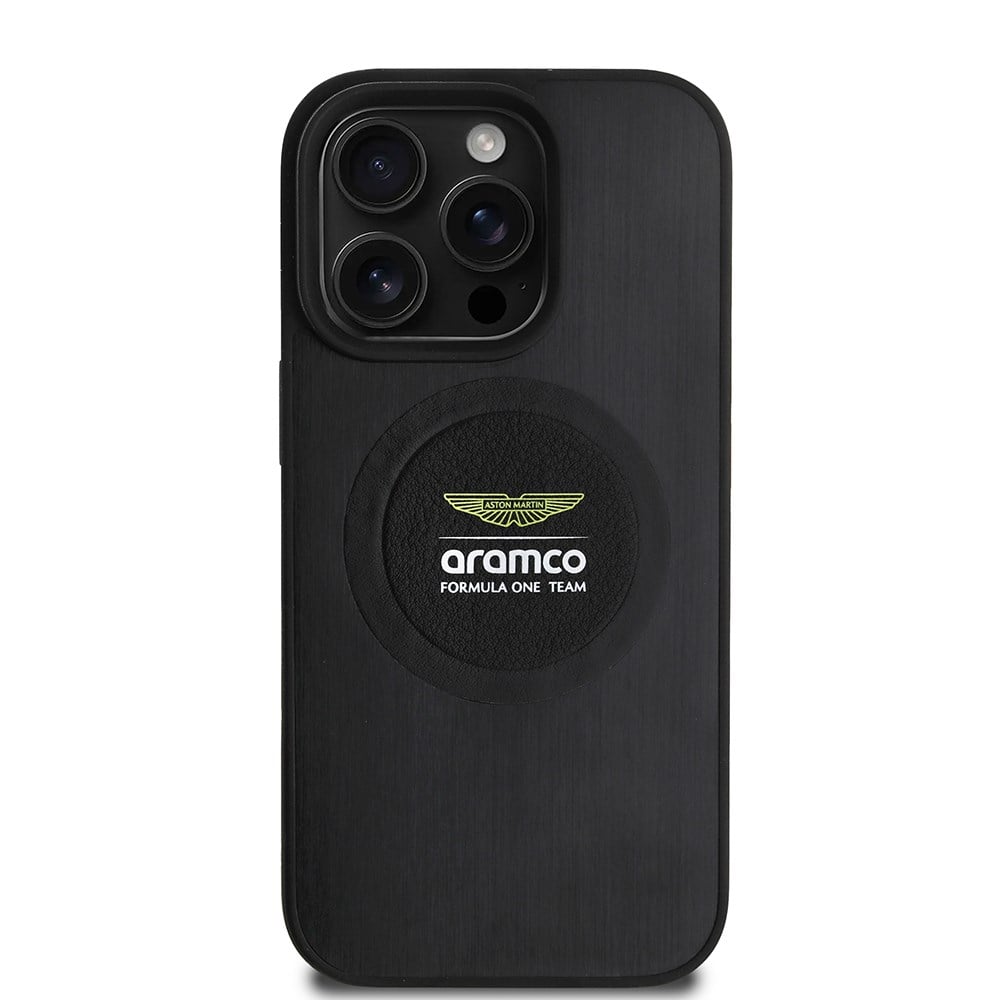 Apple iPhone 15 Pro Max Kılıf Aston Martin Orjinal Lisanslı M-safe Şarj Özellikli Aluminyum Arka Yüzeyli Formula One Team Baskılı Kapak