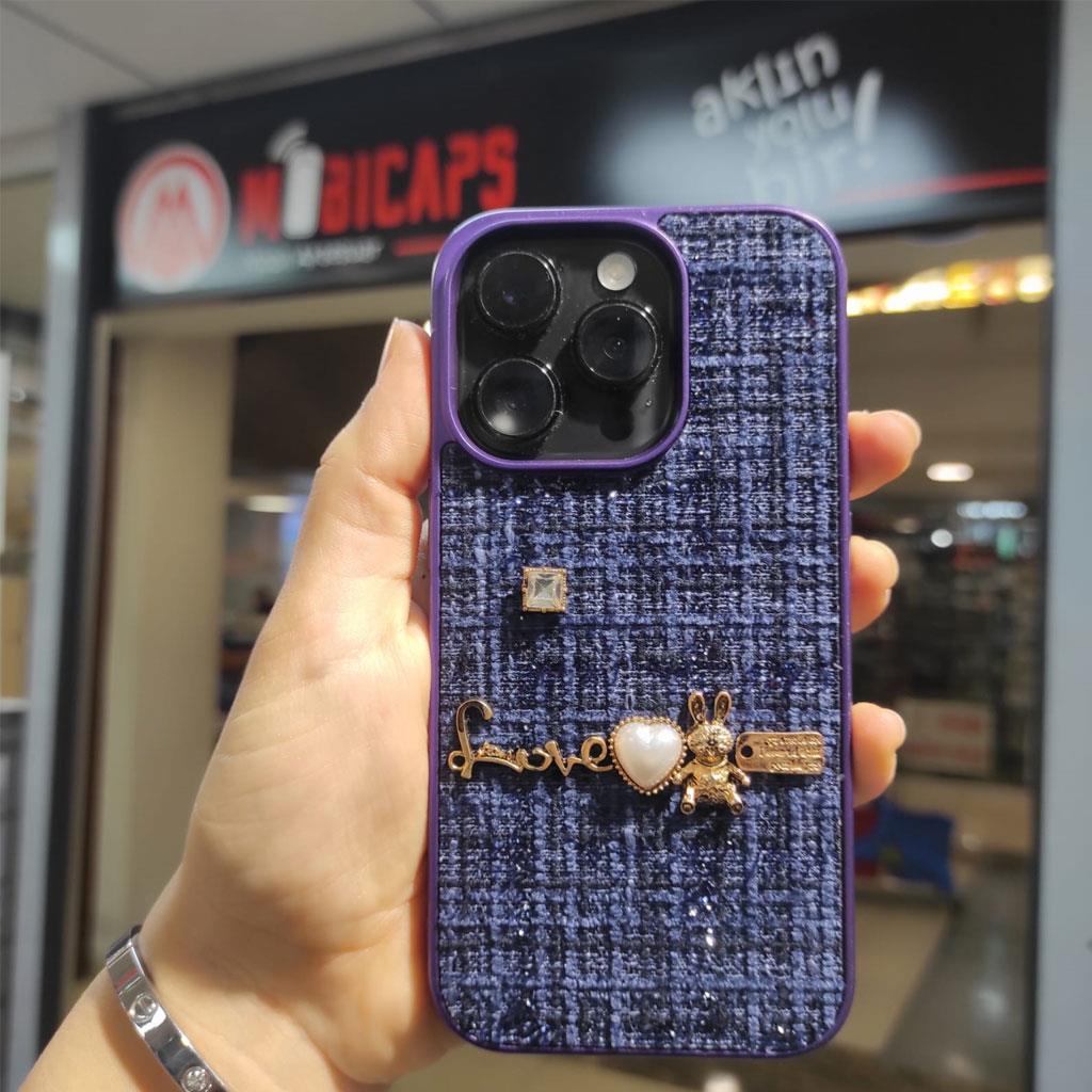 Apple iPhone 12 Pro Max Gold Figürlü Kumaş Kaplamalı Telefon Kılıfı