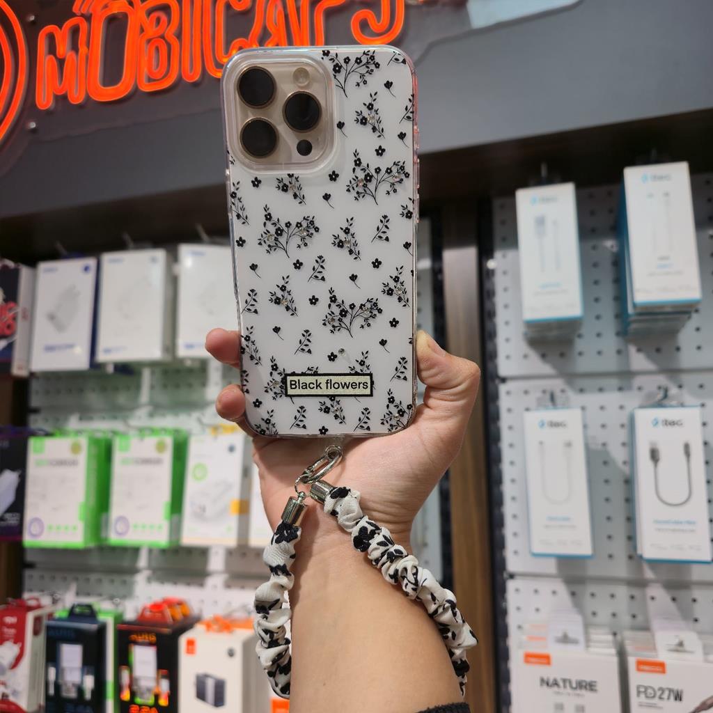 Apple iPhone 16 Pro Max  Flover Bilek Askı Hediyeli Silikon Kapak