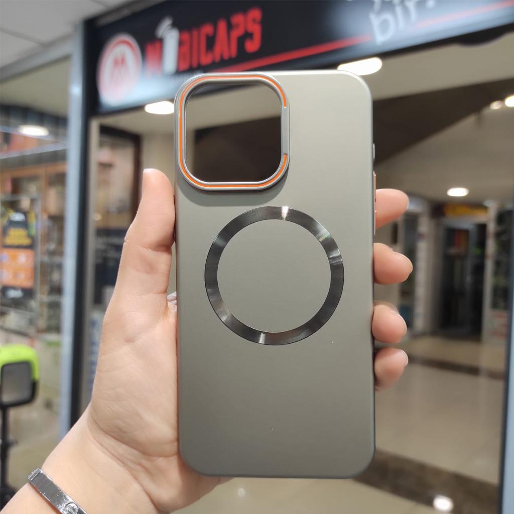 iPhone 15 Pro iCemag Titanium Sert Slim Kapak