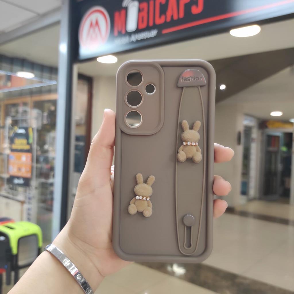 Samsung Galaxy A05 Neşeli Tutamaçlı Silikon Kılıf