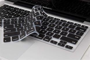 Apple Macbook Pro 16.2 2023 A2780 Zore Klavye Koruyucu Silikon Ped