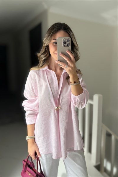 BROŞ DETAYLI GÖMLEK - PEMBE