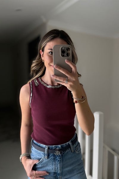 TAŞ İŞLEMELİ BLUZ - BORDO