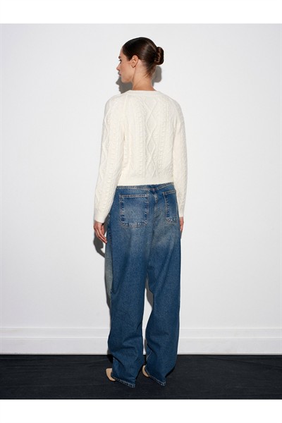 10462 Bisiklet Yaka Önü Taş İşlemeli Kazak-Ekru