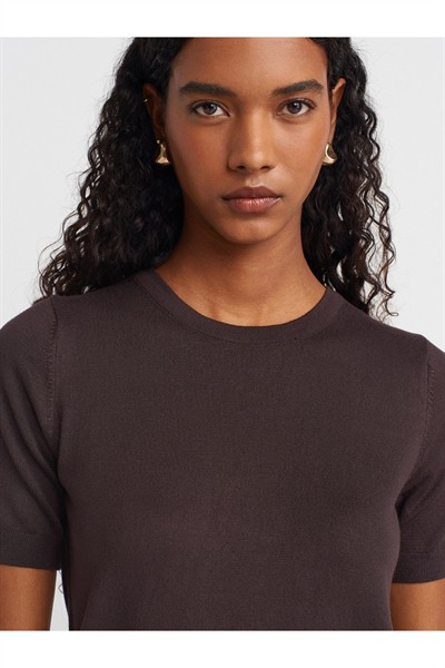 10779 Bisiklet Yaka Kısa Kol Basic Triko Bluz-Koyu Kahve